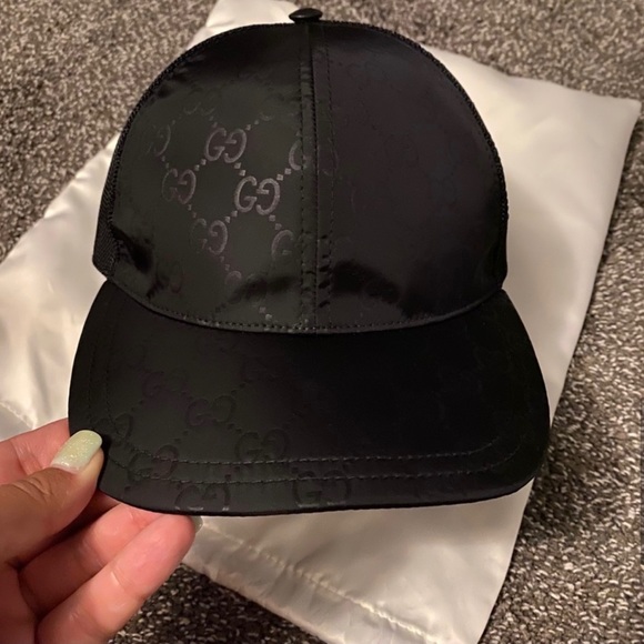 🔥Gucci Snapback Logo Hat🔥 - Picture 2 of 6
